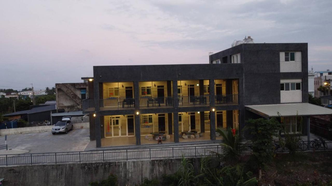 Taitung Crabs House Lägenhet Chenggong Exteriör bild